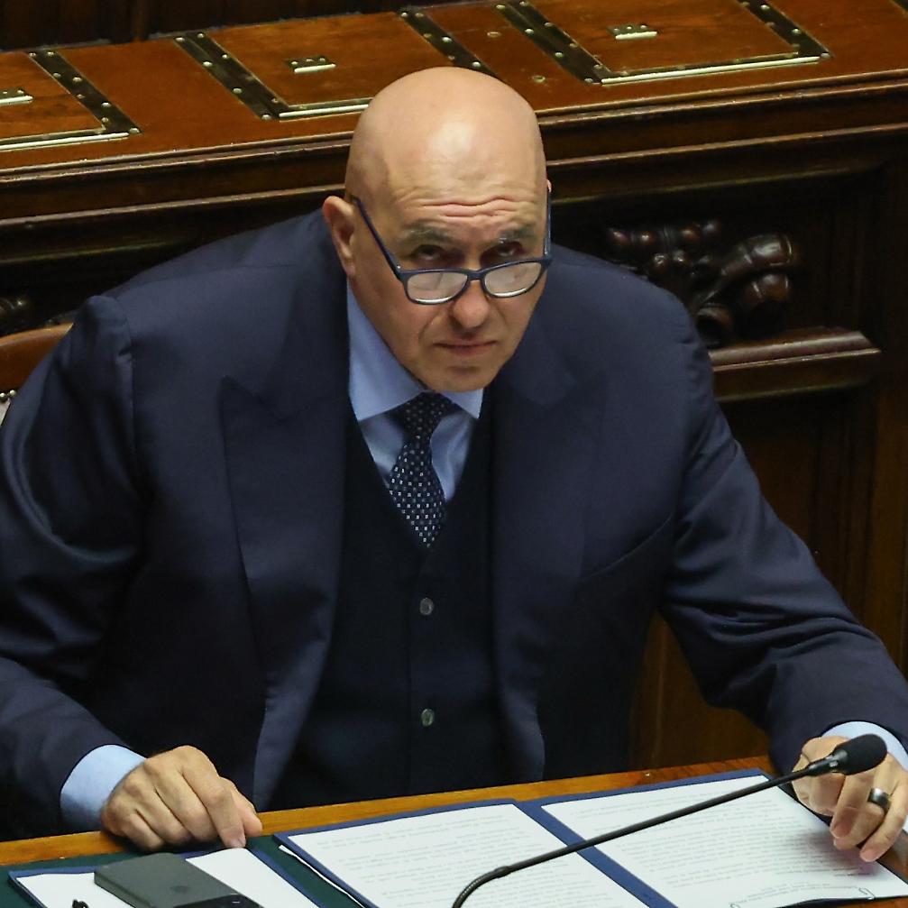 Crosetto: &laquo;Rispettare gli accordi non significa essere in guerra&raquo;