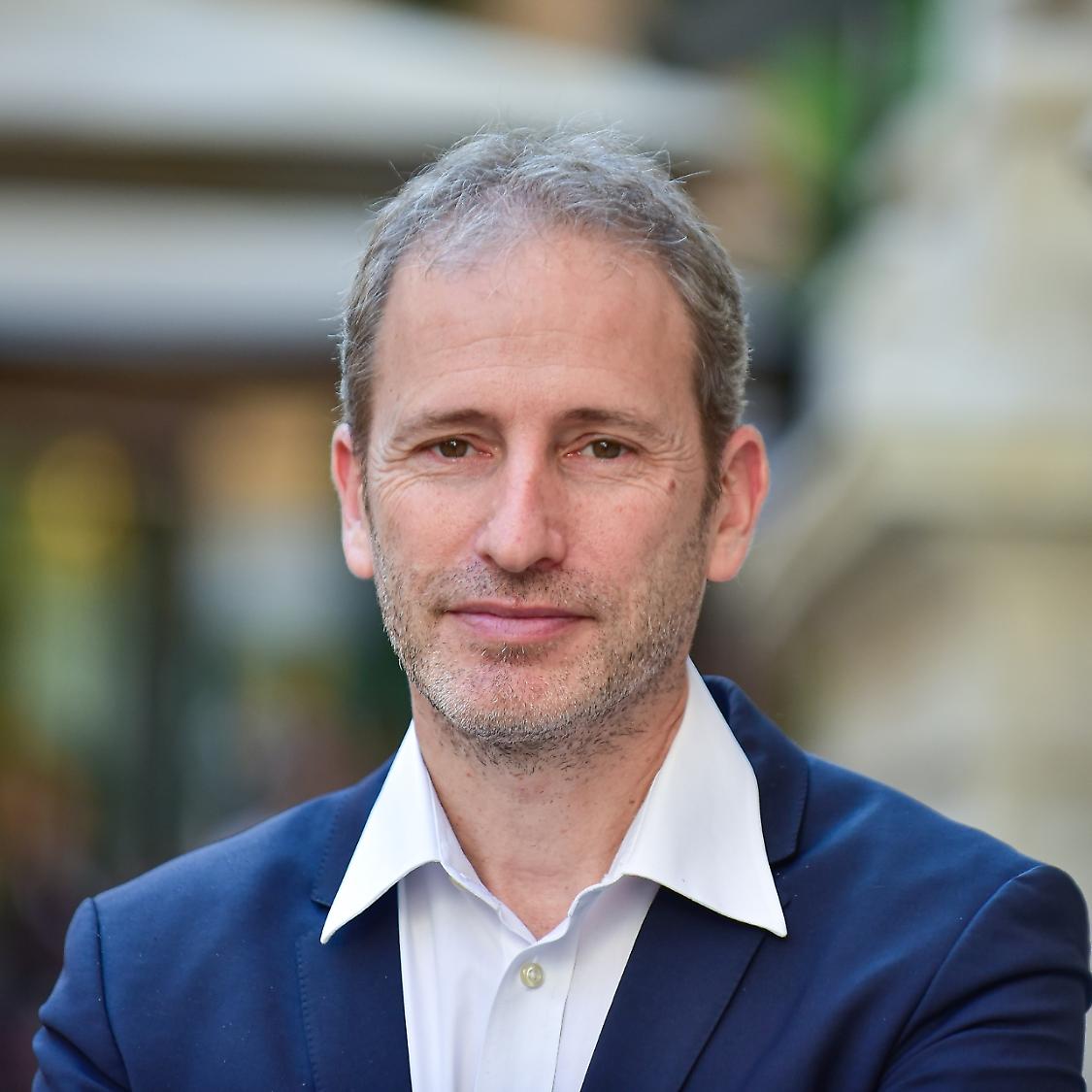 Casaleggio scarica il M5S: &laquo;Valori finiti, Conte starebbe bene nel Pd&raquo;