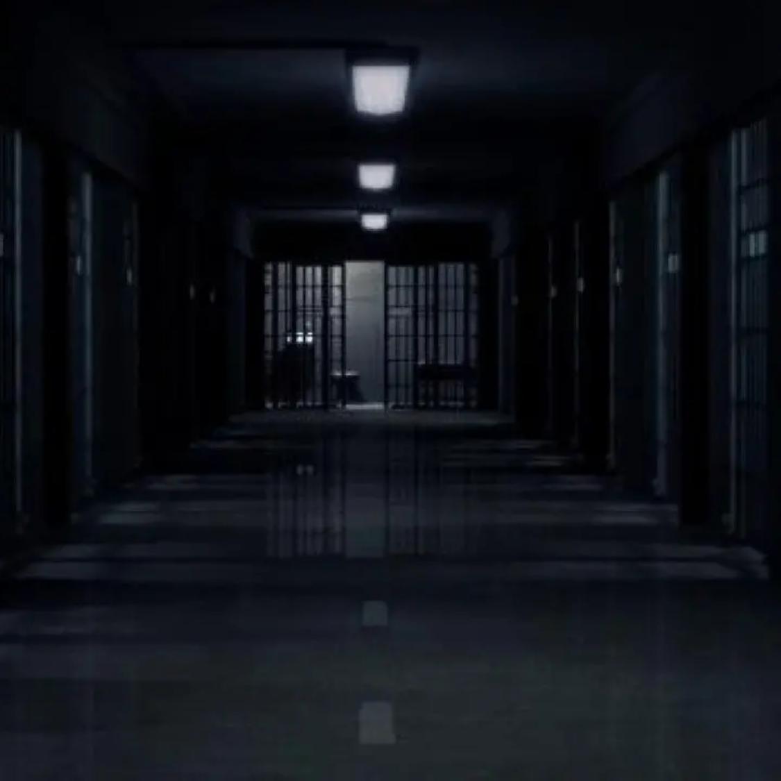 L&rsquo;incubo camere di sicurezza: niente aria, doccia e avvocato