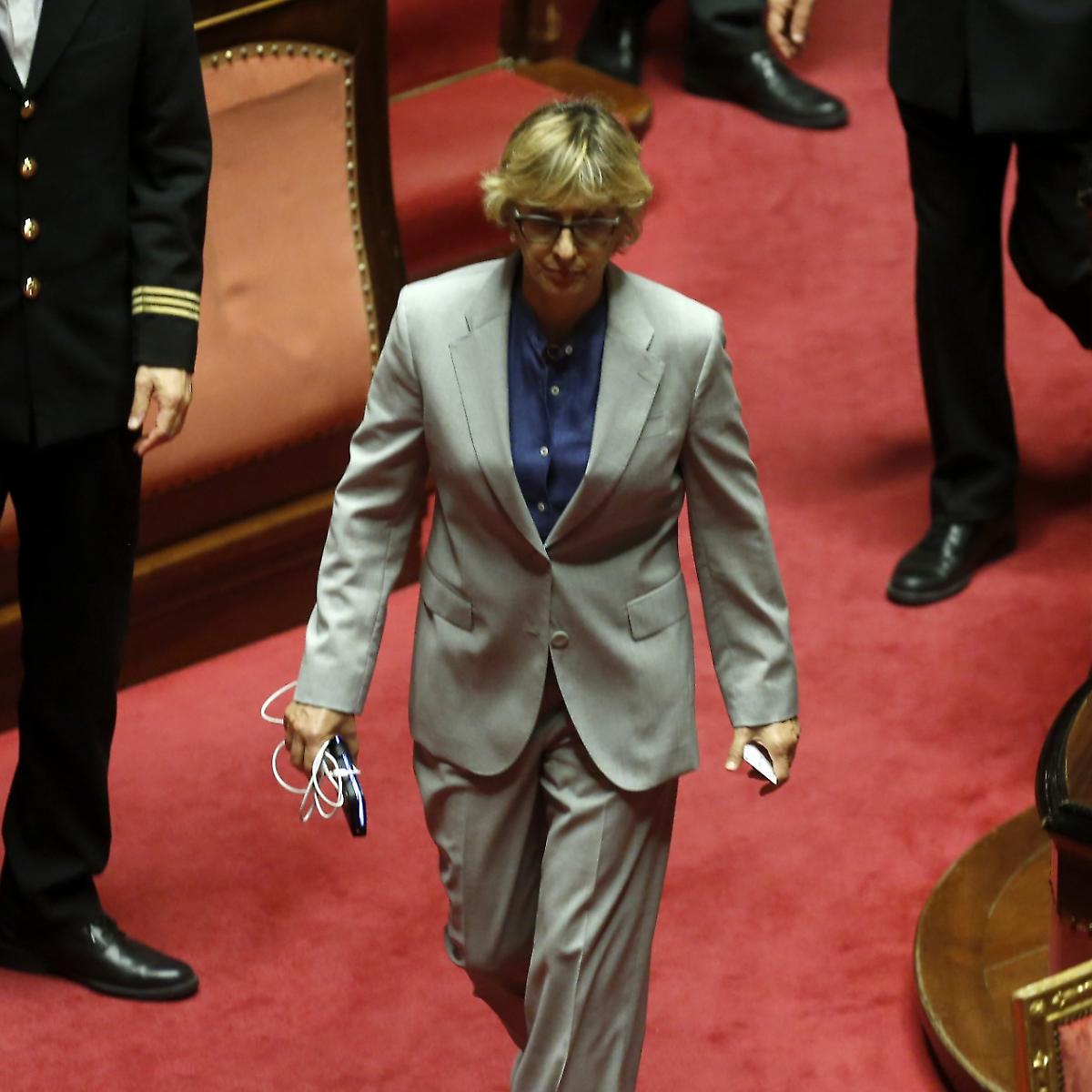 Stupro, si riparte dal testo Bongiorno: pene pi&ugrave; alte, ma niente &ldquo;consenso&rdquo;