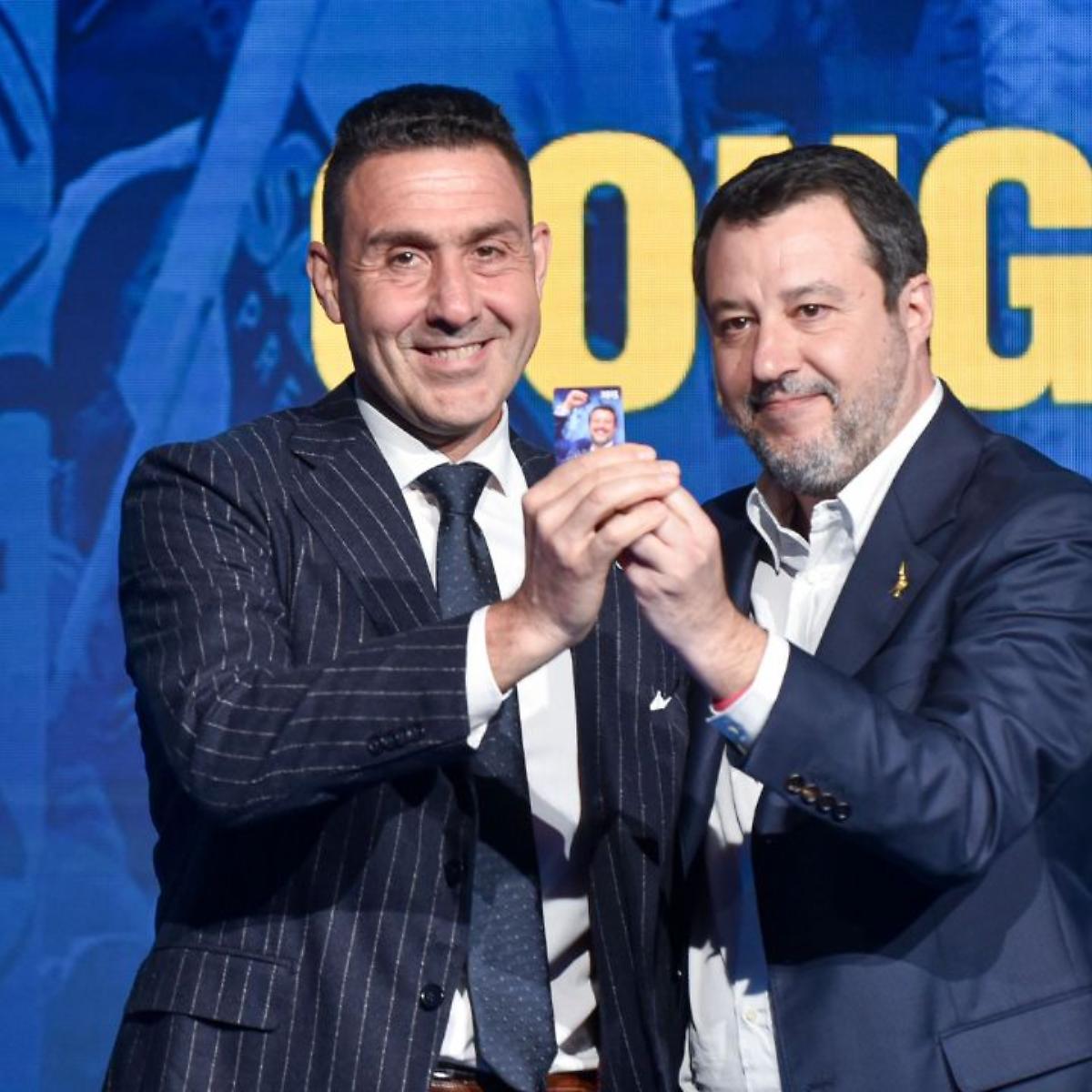 Vannacci si congeda dalla Lega. Salvini : &laquo;Sei un ingrato, mi hai deluso&raquo;