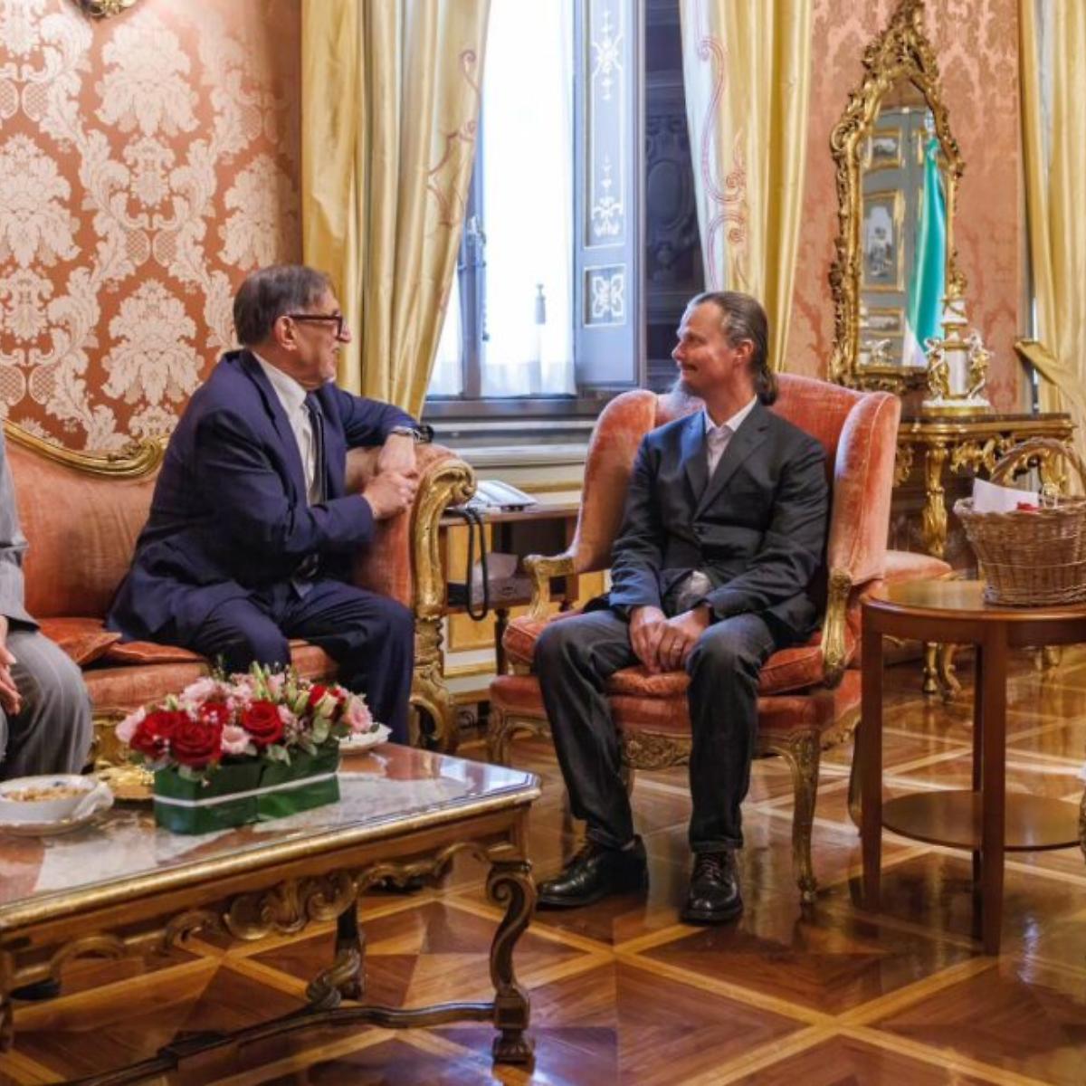 La Russa incontra la famiglia nel bosco: prove di pace dopo la tempesta mediatica