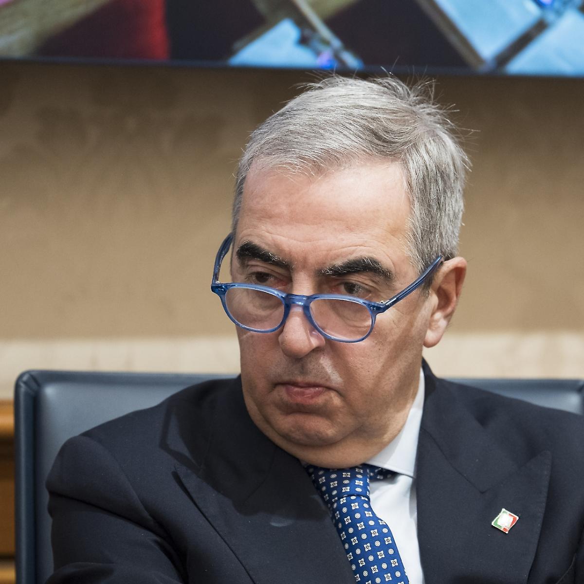 Forza Italia cambia gruppo al Senato, Gasparri verso l&rsquo;uscita