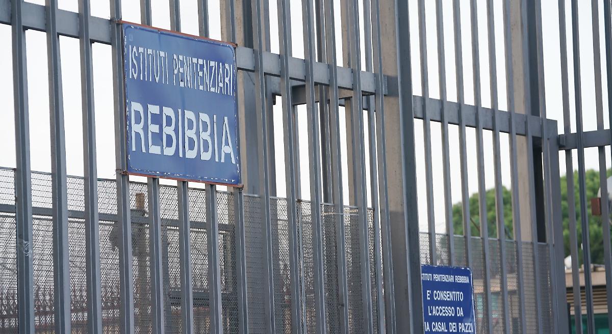 Il paradosso: si loda il detenuto modello, ma si giustifica il trasferimento