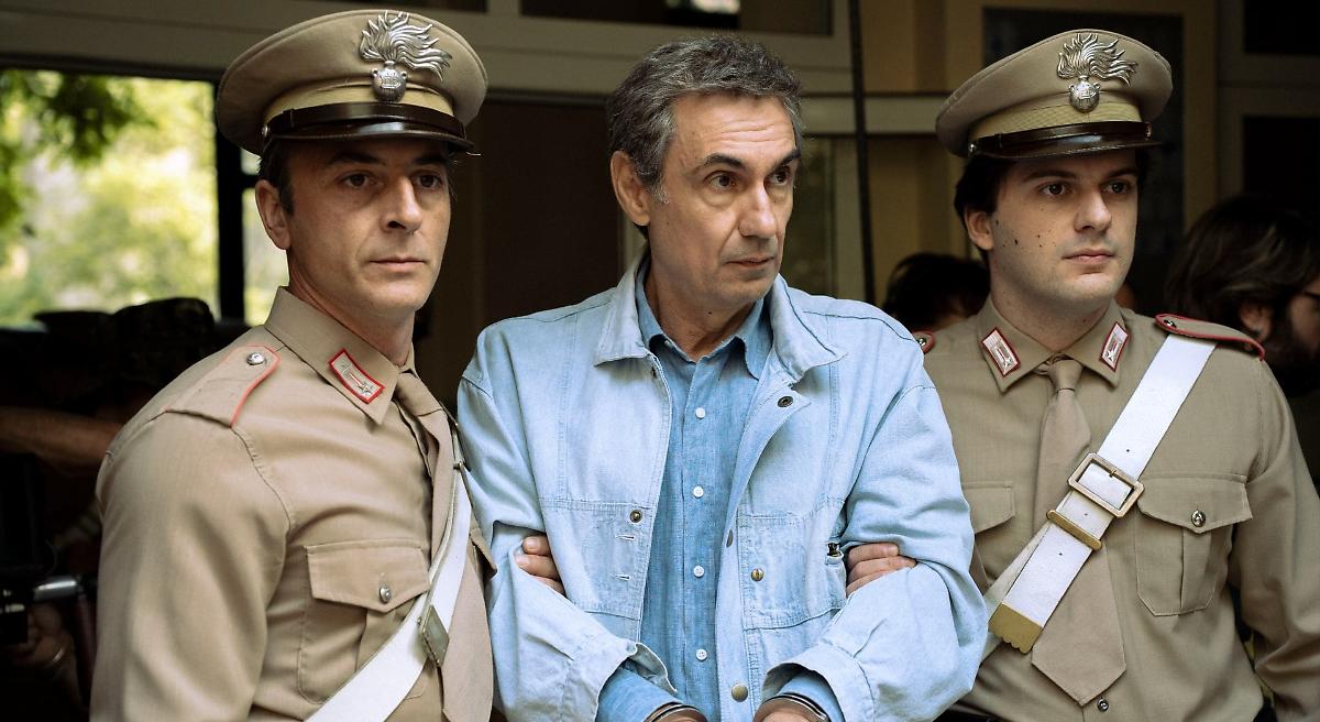 &laquo;Un atto d&rsquo;amore, ma non un santino&raquo;. Ecco il Tortora di Marco Bellocchio