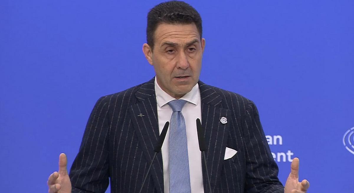 Futuro nazionale prepara il lancio: sede a Roma, comparsata a Sanremo e ipotesi incontro alla Camera