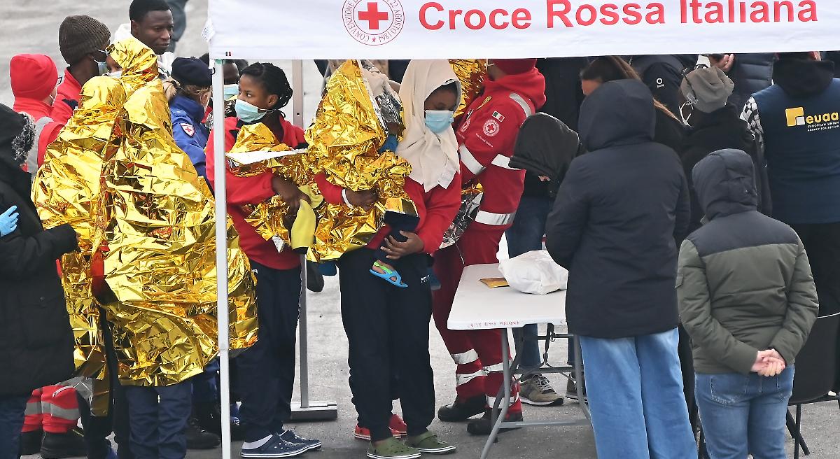 Morosini: &laquo;Sui migranti decide la politica, ai giudici spetta il controllo&raquo;