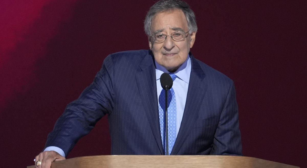 Panetta avverte Trump: &laquo;Il cambio di regime non si fa con le bombe&raquo;