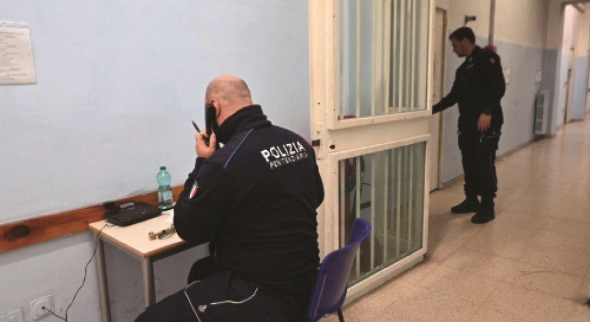 Non c&rsquo;&egrave; soltanto il sovraffollamento, anche pochi agenti