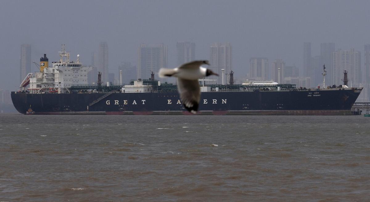 Trump minaccia Teheran, l&rsquo;Iran rilancia e Hormuz resta il nodo globale