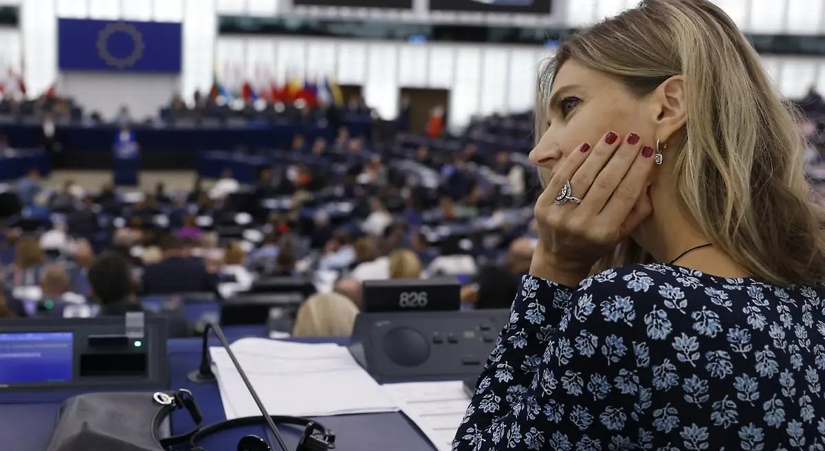 Qatargate Bruxelles salva l&rsquo;indagine, ma il castello &ldquo;traballa&rdquo;