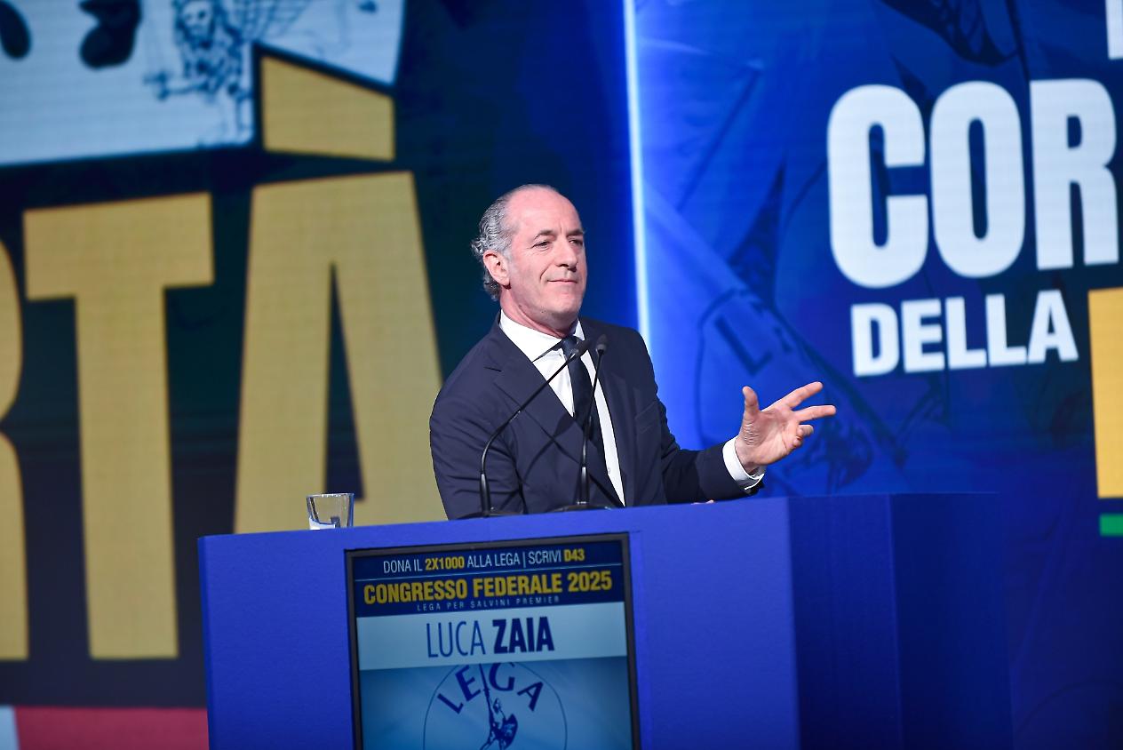 Zaia, il leghista maturo che parla di diritti civili tra gli schiamazzi...