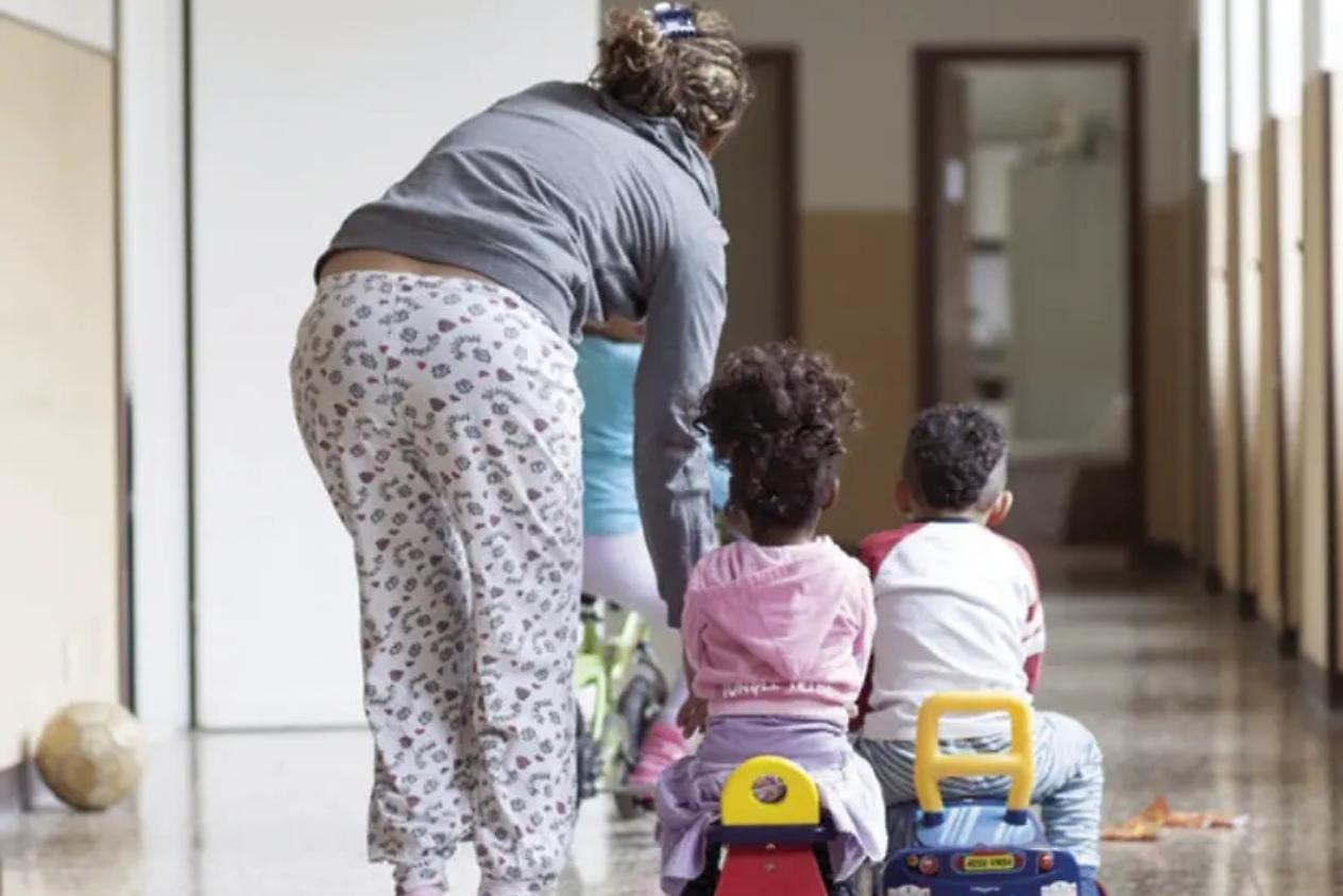 Capire il non detto: l&rsquo;ascolto del minore come incontro e non solo come rito