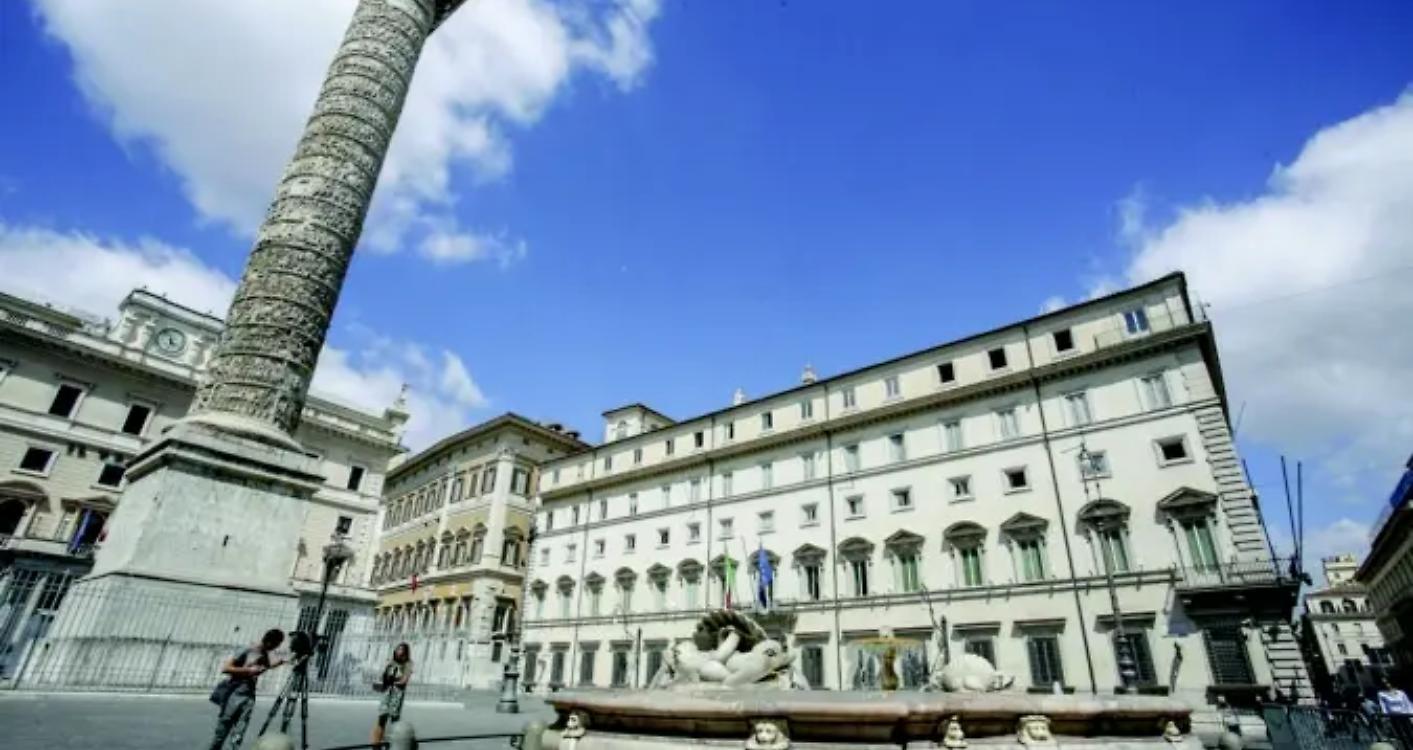 Quel &ldquo;vota S&igrave;&rdquo; che Palazzo Chigi non riesce ancora a dire...