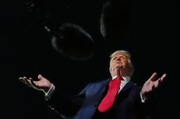 Trump si comporta come un pazzo. Ma c&rsquo;&egrave; del metodo in quella follia...