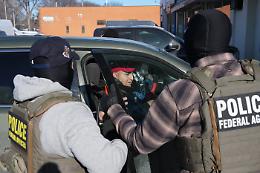 Minneapolis, i giudici provano a fermare l'Ice. Noem rischia l&rsquo;impeachment