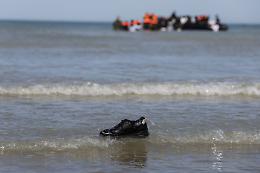Corpi lungo le coste: altro che calo degli sbarchi, il Mediterraneo &egrave; un cimitero