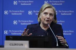 Clinton accusa Trump: &laquo;Insabbiamento sui dossier Epstein&raquo;