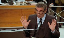 La lezione dell&rsquo;orrore giudiziario del caso Tortora che rivive nella serie di Bellocchio