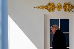 Iran, pressing del Congresso su Trump: "Che piani ha, Mr President?"