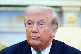 Trump: "Colloqui positivi con l'Iran, stop di cinque giorni agli attacchi sulle centrali"