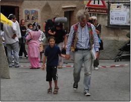 Chi vuole rovinare il sindaco minacciato dal Ku Klux Klan?