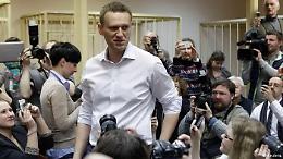 Russia condannato Aleksei Navalny, &laquo;l'uomo pi&ugrave; temuto da Putin&raquo;