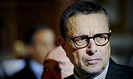 Procura di Napoli, Colangelo in pensione. Parte la "guerra" di successione