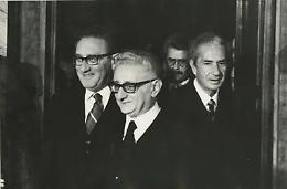 Altro che scissioni! Leone sconfisse Moro e Moro vot&ograve; per Leone