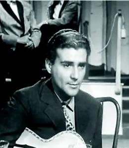 Teddy Reno si racconta &laquo;Io, Tot&ograve; e la malafemmena&raquo;