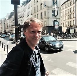 &laquo;Borghesi di tutto il mondo unitevi! La rivoluzione al contrario di Macron&raquo;