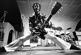 La chitarra &egrave; morta! Lunga vita alla musica...