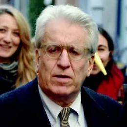 &laquo;Caro Pd, devi portare Manconi in Parlamento&raquo;