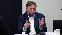 Ebner: &laquo;Voi avvocati, noi giudici: pari dignit&agrave; anche in Costituzione&raquo;