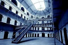 Poggioreale, la direttrice: &ldquo; Roberto Leva ha avuto un malore ed &egrave; caduto a terra&rdquo;