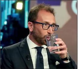 Bonafede difende le Ong: &laquo;Fanno un lavoro prezioso&raquo; Ma Salvini alza il tiro