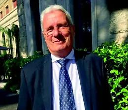 Antonio Rosa: &laquo;L&rsquo;avvocatura unita &egrave; pi&ugrave; forte nel dialogo con la politica &raquo;