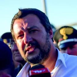 La destra &egrave; socialista e la sinistra liberale?