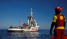 Open Arms in Spagna: &laquo;Libia addio, andiamo dove c&rsquo;&egrave; bisogno&raquo;