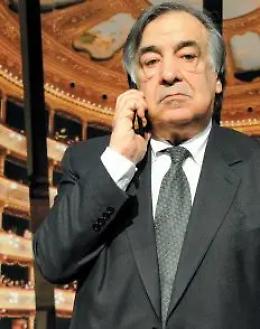 Leoluca Orlando, l&rsquo;araba fenice della politica italiana