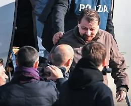 Battisti: cos&igrave; il piccolo malavitoso &egrave; diventato il pericolo pubblico numero uno