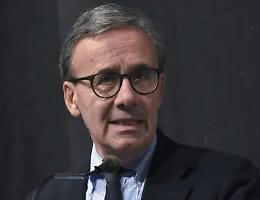 Il sogno infranto di Renzi Il Re solo di Rignano...