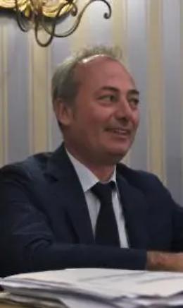 Ostellari: &laquo;La dignit&agrave; e la funzione dell&rsquo;avvocato vanno scolpite in Costituzione&raquo;