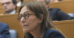 &laquo;Via il requisito dell&rsquo;esercizio continuo della professione per essere iscritti all&rsquo;albo&raquo;