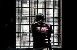 I detenuti al 41bis hanno diritto a due ore d&rsquo;aria