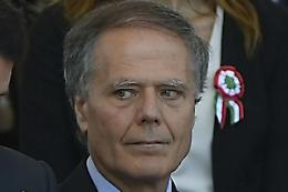 Migranti, il ministro Moavero sa bene che i negoziati non finiscono con un s&igrave; o no