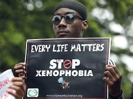 Un&rsquo; ondata di xenofobia sta incendiando l&rsquo;Africa