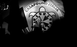 Social oscurati per Casa Pound e Forza Nuova. Facebook: Incitano all'odio