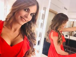 Sara Manfuso &ldquo;bomba sexy&rdquo; a Quarta Repubblica in nome del &ldquo;mi vesto come voglio&rdquo; - VIDEO