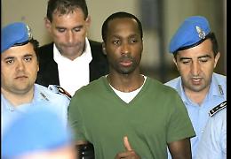 Omicidio Meredith Kercher, no ai servizi sociali per Guede, si alla semilibert&agrave;